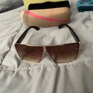 Burberry brown gold sunglasses